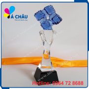 xuong_in_cup_mau_pha_le